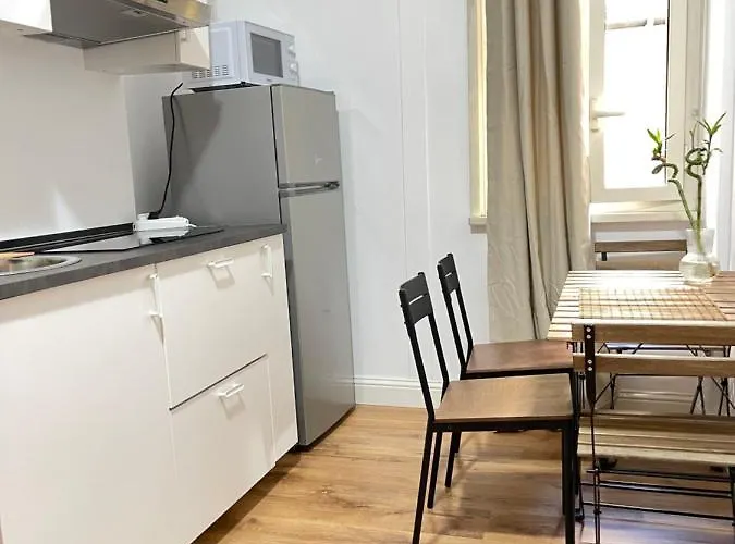 Lovely In Laterano Apartment Rom